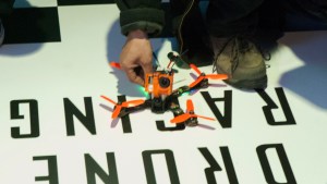 freestyle_drone_racing-racing_drone