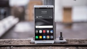 Huawei Mate 8 recension: Front