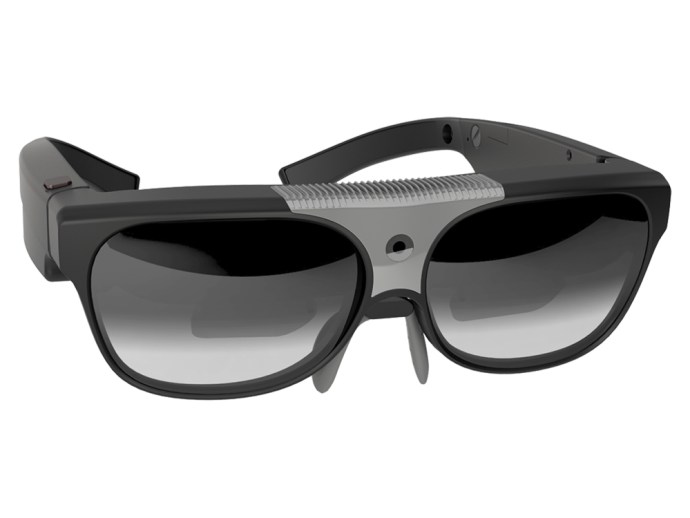 Designgruppen kommer att debutera Google Glass-konkurrenten på CES 2015