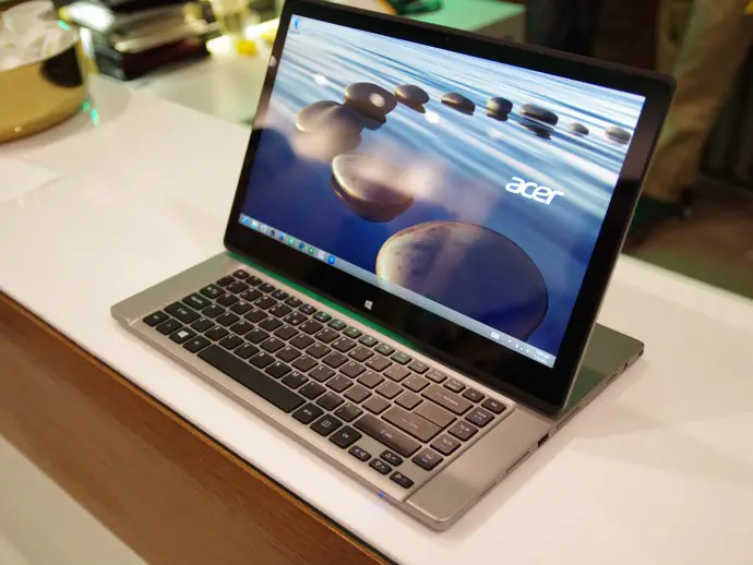 Acer Aspire R7