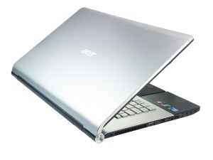 Acer Aspire Ethos 8943G - bakifrån