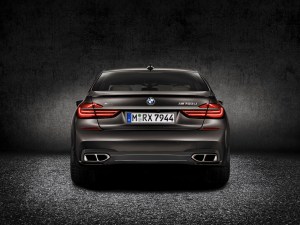 bmw_7_series_review_2015_4