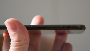OnePlus 5 vänsterkant