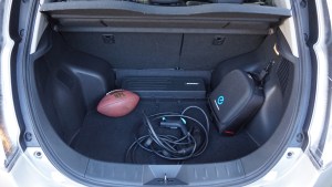 nissan_leaf_review_bootspace_2