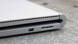 Microsoft Surface Book recension: Laddningsport