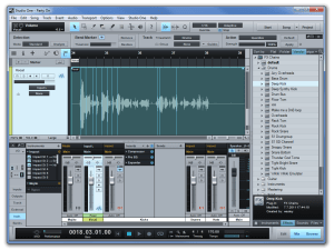 Studio One-mixern presenterar ett skjutreglage för varje ljudutgång i ditt projekt, snarare än att hålla sig till en strikt enkanals-pe