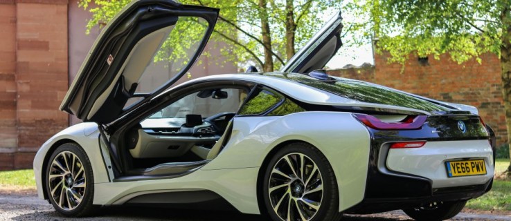 BMW planerar att tillverka 25 elektrifierade bilar till 2025 - och 12 av dem kommer att vara rena elektriska
