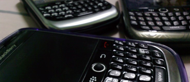 BlackBerry kanske äntligen kastar in handduken på sin döende hårdvaruverksamhet