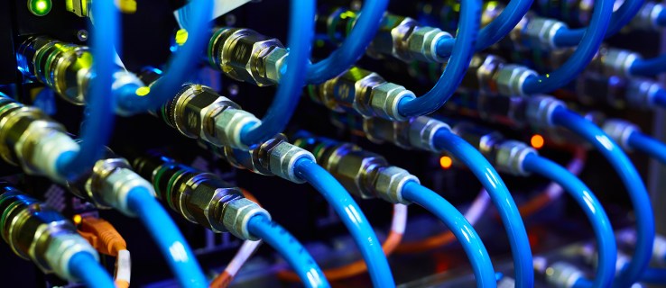 De första sju regionerna i Storbritannien som får tester på fiber-till-hem bredband har tillkännagivits