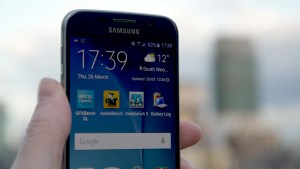 Samsung Galaxy S6 vs LG G4 - Samsung Galaxy S6 Display
