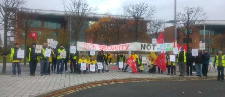 Fujitsu-arbetare genomför en 48-timmarsstrejk på grund av löneskillnaderna mellan könen